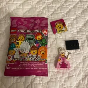 Lego Duchess minifigure